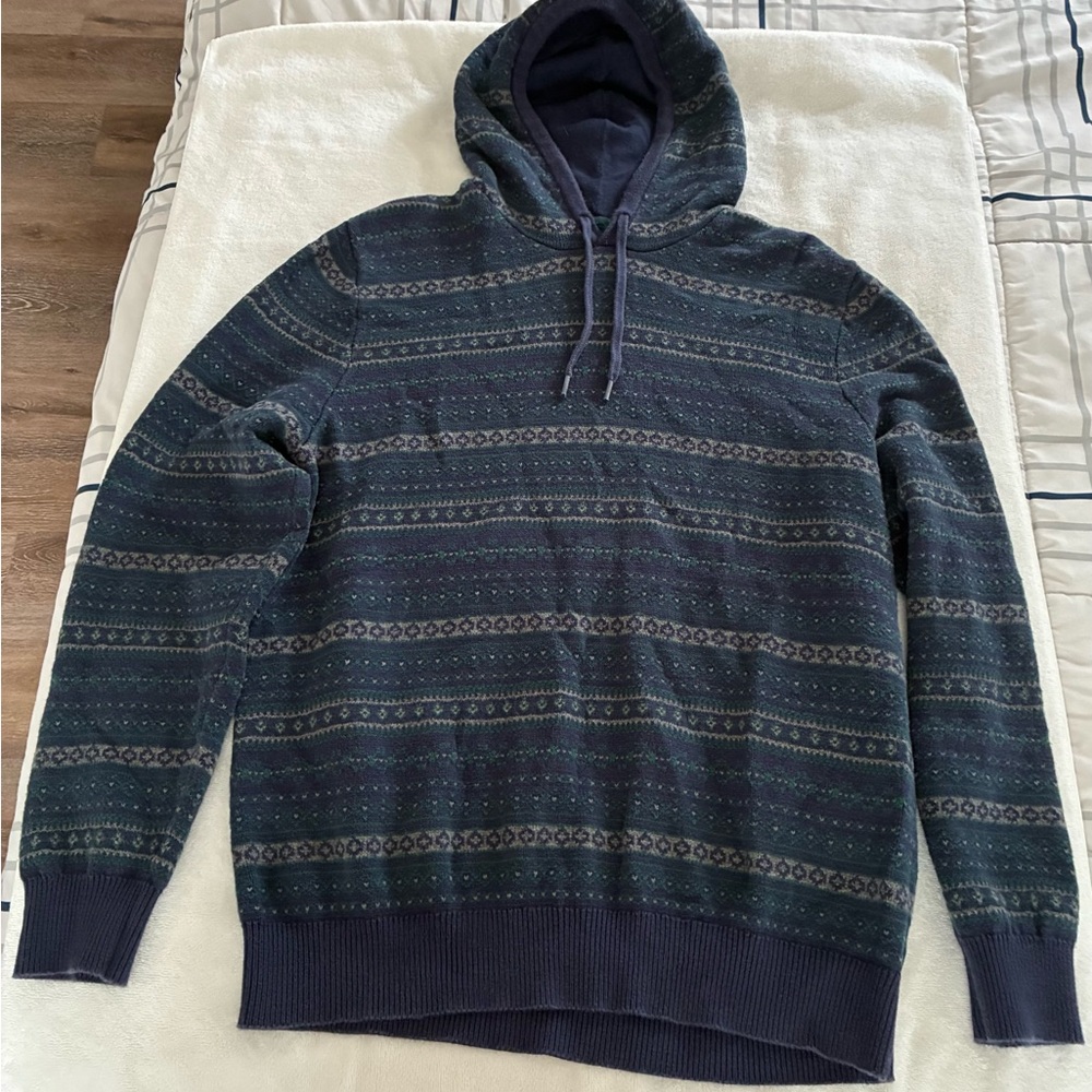 Izod Men's Navy and Forest Green Striped Hoodie Sweater